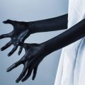 Die Rolle der Handform in der Paartherapie und zwischenmenschlichen Beziehungen